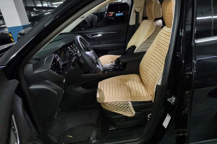 Used Buick Envision 2022 Encore Plus 652T Five-Seat Luxury Model
