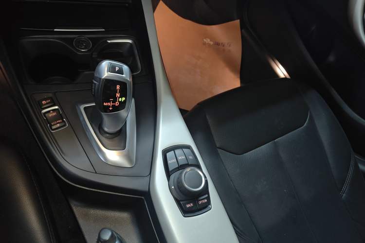 Used BMW 1 Series (Import) 2015 118i Leading Model
