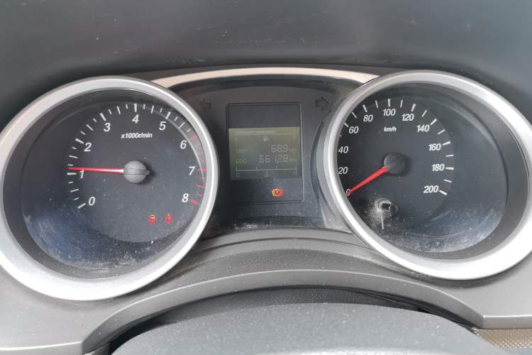 Used Wuling Hongguang 2019 1.5L S Comfort Edition China VI LAR