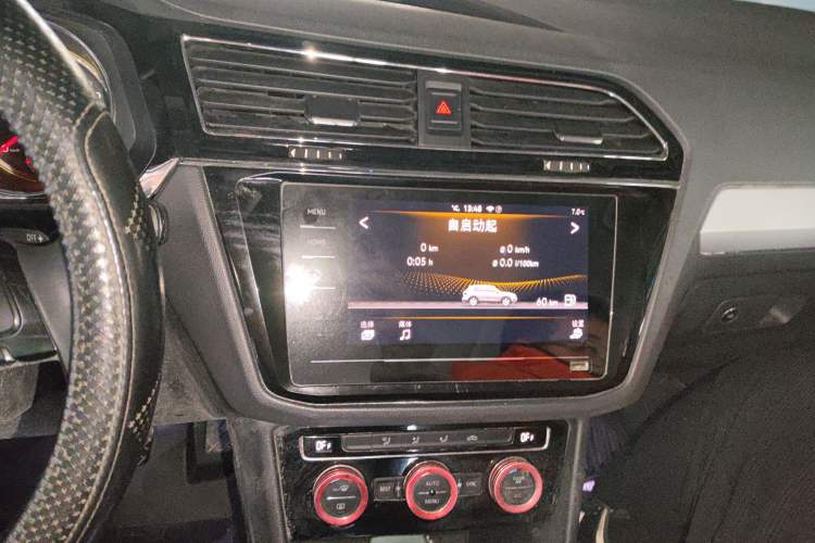 Used Volkswagen Tiguan L 2019 Updated Version 330TSI Automatic Two-Wheel Drive Panoramic Comfort Edition China VI Standard