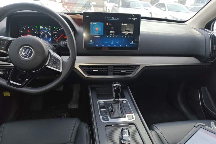 Used BYD Tang 2019 2.0T Automatic SmartConnect Luxury Edition 5 Seats China VI Standard