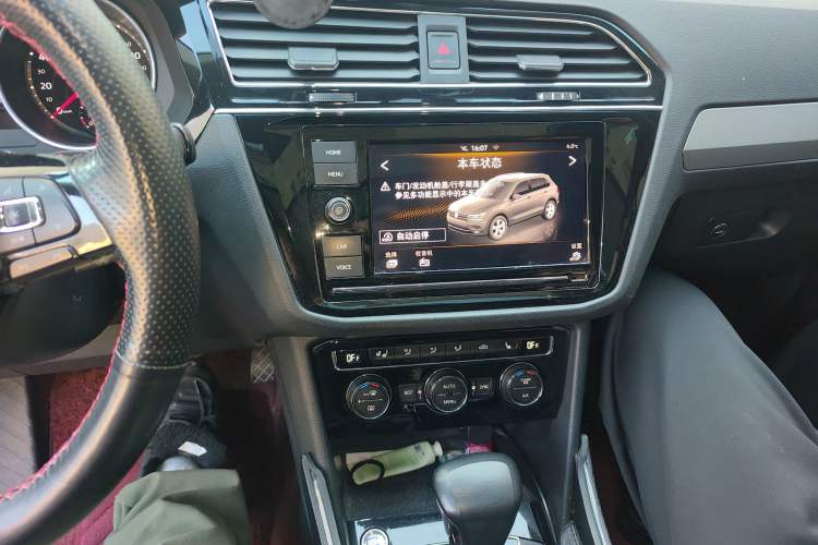 Used Volkswagen Tiguan L 2018 Facelift 330TSI Automatic Two-Wheel Drive Luxury Edition Audio And AC Panel