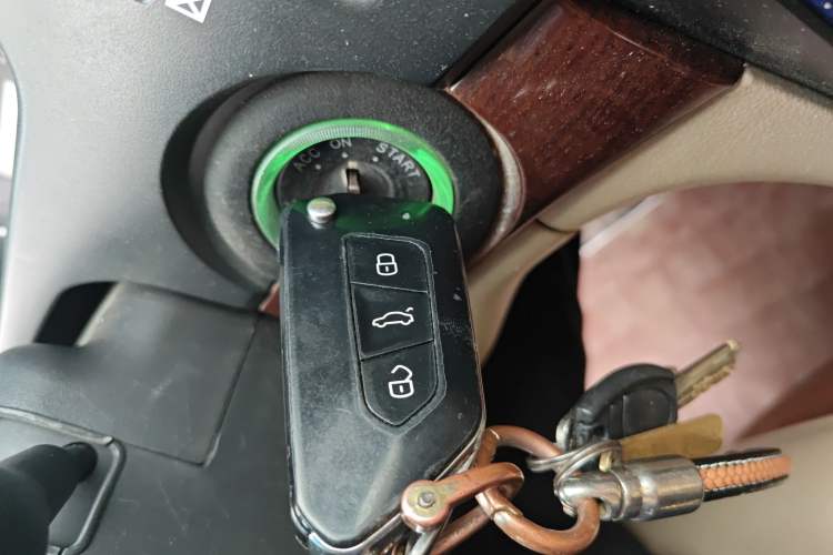 Used Chevrolet Epica 2010 1.8 Luxury Edition MT Vehicle Key