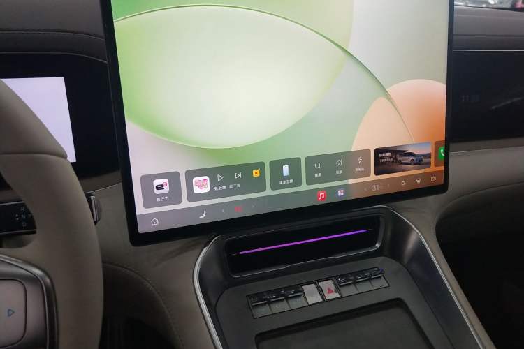 Used Denza N8L 2025 Model Flagship Model
