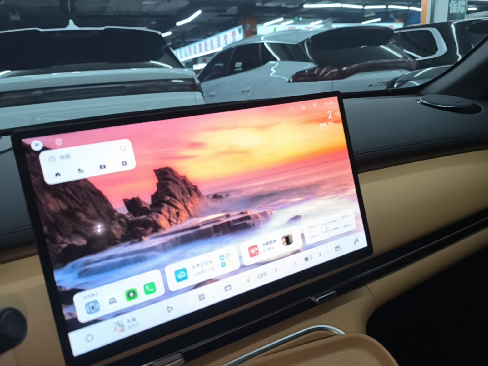 Geely Galaxy Xingjian 7 EM-i 2025 120km Exploration+ Version — снимка 15