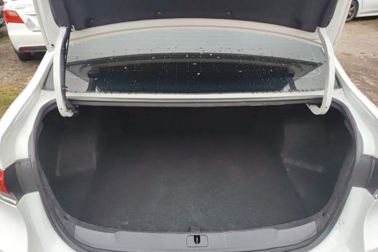 Used Buick GT 2021 Revised Version Flagship 1.5L Automatic Elite Edition Trunk