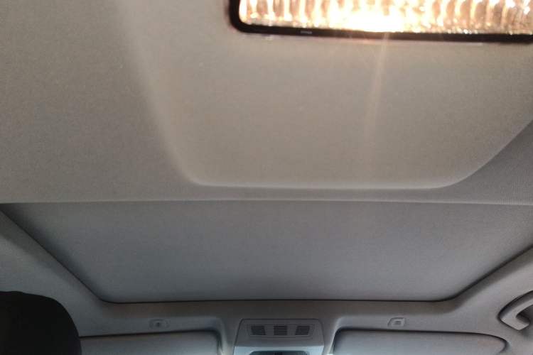 Used BMW 5 Series 2014 525Li Luxury Design Package
