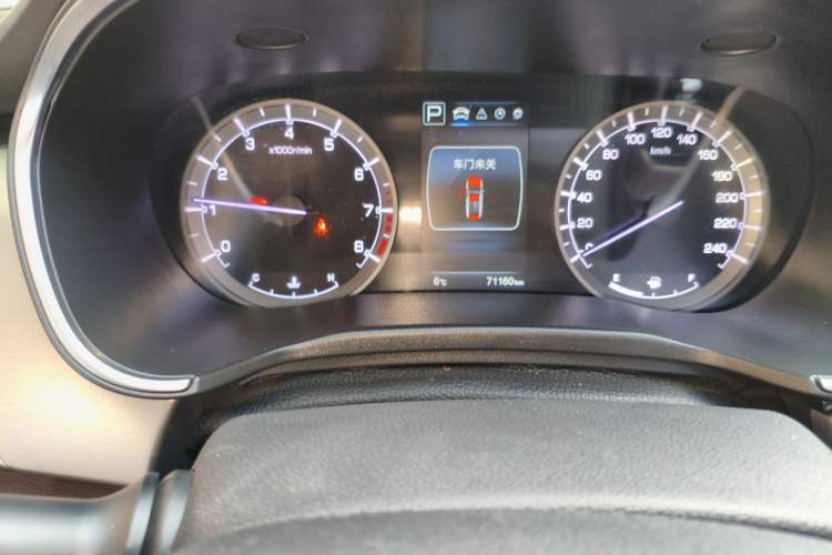 Used CHANGAN Raeton CC 2018 1.5T Automatic Haoya Model Guangmang Edition China V Standard
