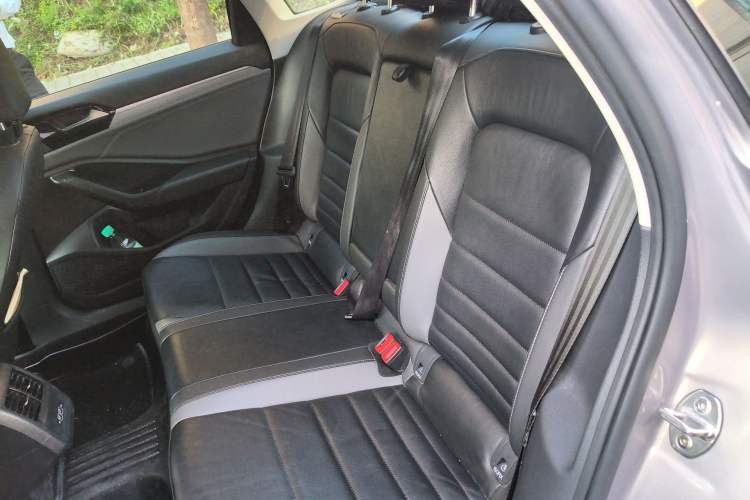 Used Volkswagen Sagitar 2019 200TSI DSG Comfort Version China VI Standard
