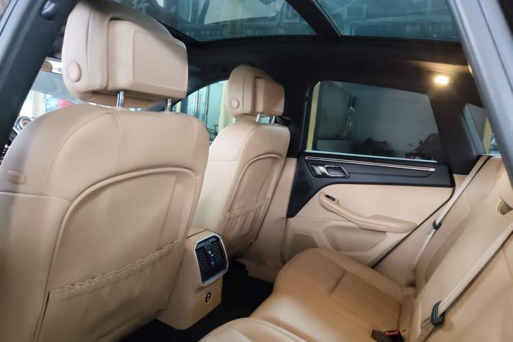 Used Porsche Macan 2018 Macan 2.0T
