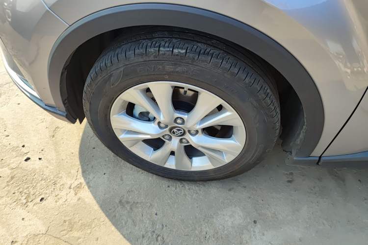 Used Toyota IZOA 2021 Dual-Motor 2.0L Yixiang Edition Left Front Wheel Hub