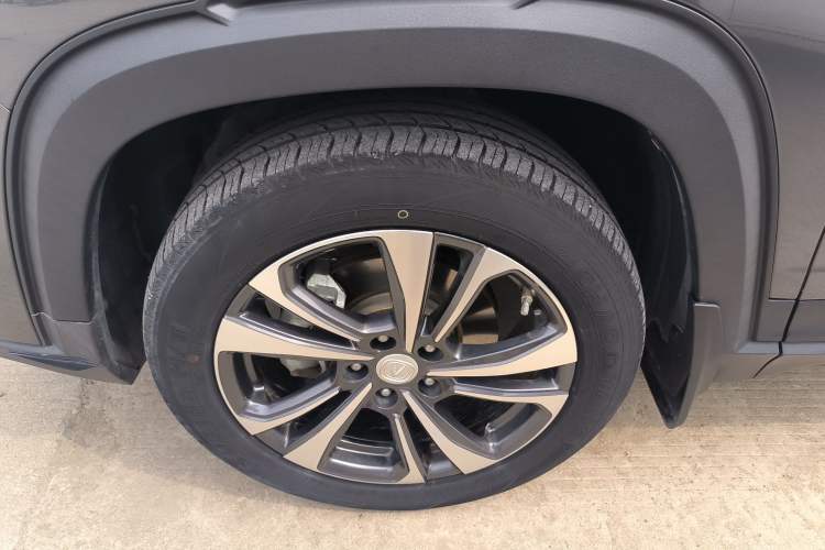 Used CHANGAN CS35PLUS 2021 Blue Whale NE 1.4T DCT Luxury Model Left Front Wheel Hub