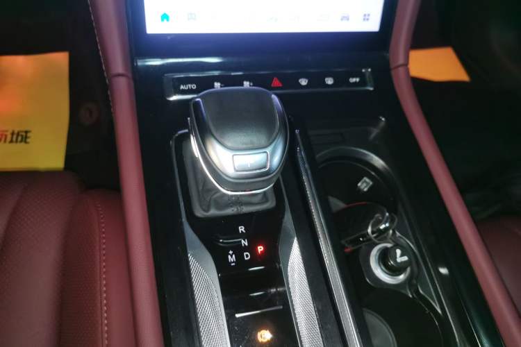 Used Hongqi H5 2023 2.0T Automatic Smart Connect Flagship Edition