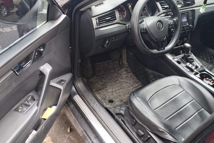 Used Volkswagen Passat 2017 330TSI DSG Luxury Edition