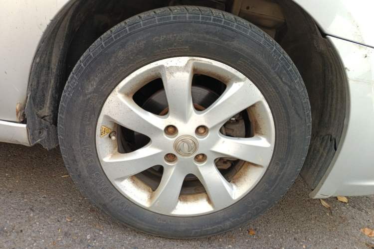 Used Dongfeng Aeolus A60 2014 1.6L Manual Luxury Model
