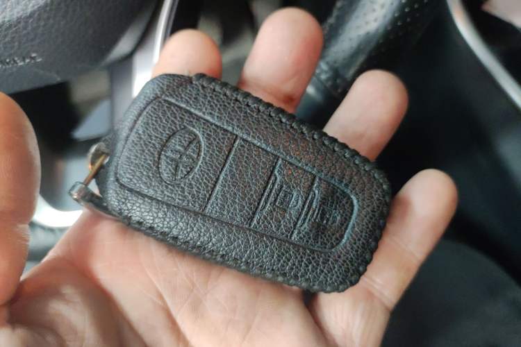 Used Toyota RAV4 2021 2.0L CVT Two-Wheel Drive Fashion Edition