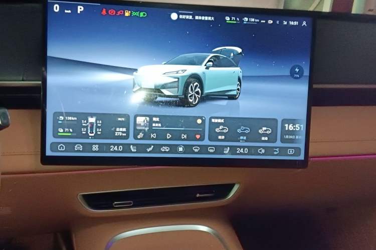 Used Deepal S07 2024 215Max Qiankun Intelligent Driving ADS SE Range-Extended Version
