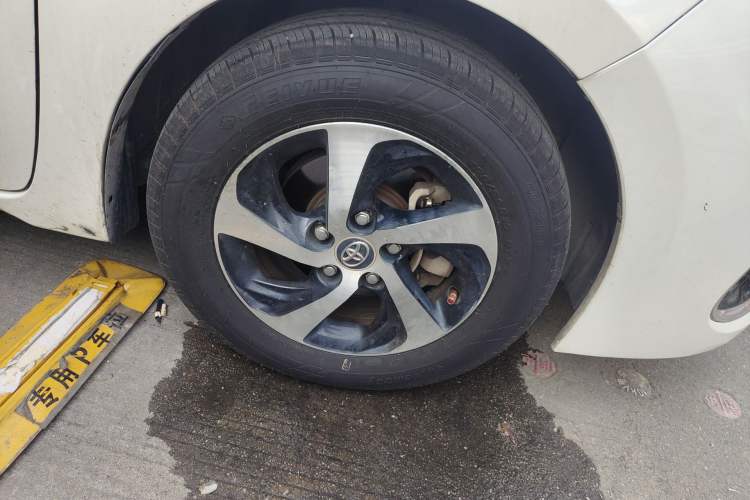 Used Toyota Levin 2017 Revised 185T CVT Elite Edition China V Standard Right Front Wheel Hub