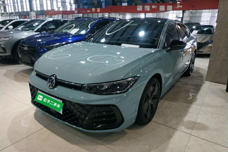 Used Volkswagen Passat 2025 Pro 380TSI Starry Dragon Luxury Edition