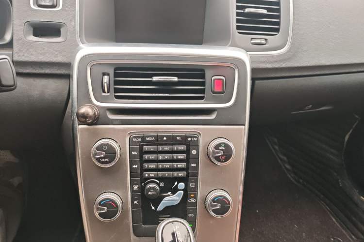 Used Volvo S60 2018 S60L T3 Smart Upgrade Edition