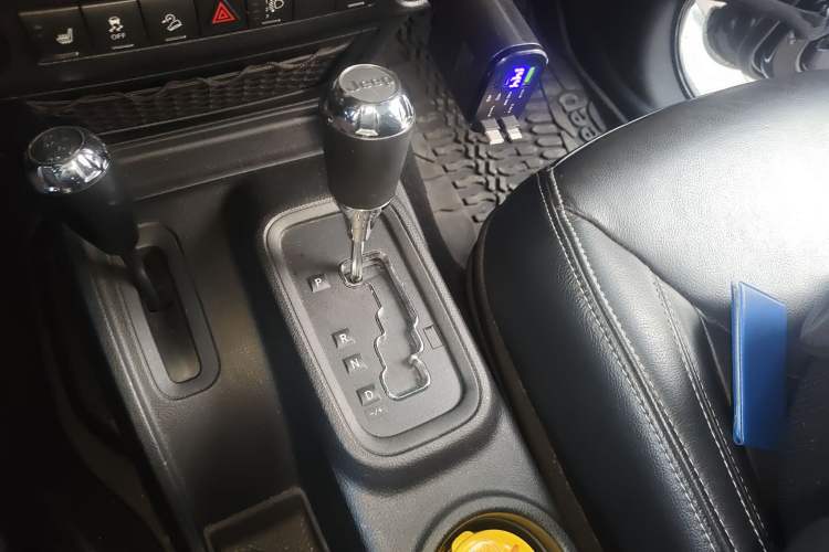 Used Jeep Wrangler 2015 3.0L Sahara Four-Door Comfort Edition