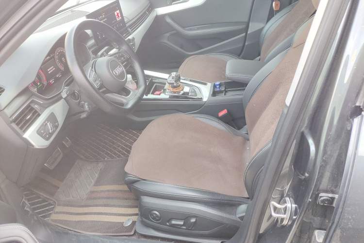 Used Audi A4L 2022 40 TFSI Luxury Dynamic Model