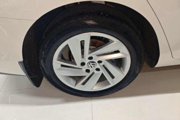 Used Volkswagen Lamando 2022 Lavida L 280TSI DSG Hot Edition
