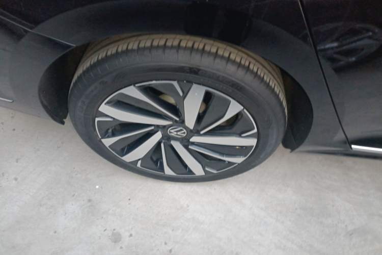 Used Volkswagen Passat 2023 Facelift 330TSI Luxury Edition