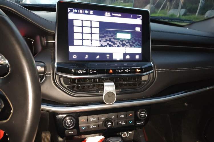 Used Jeep Compass 2021 220T Automatic All-Wheel Drive 80th Anniversary Edition