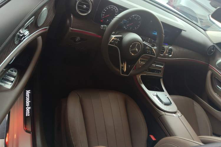 Used Mercedes-Benz E-Class 2021 Restyled E 300 L Luxury Edition

