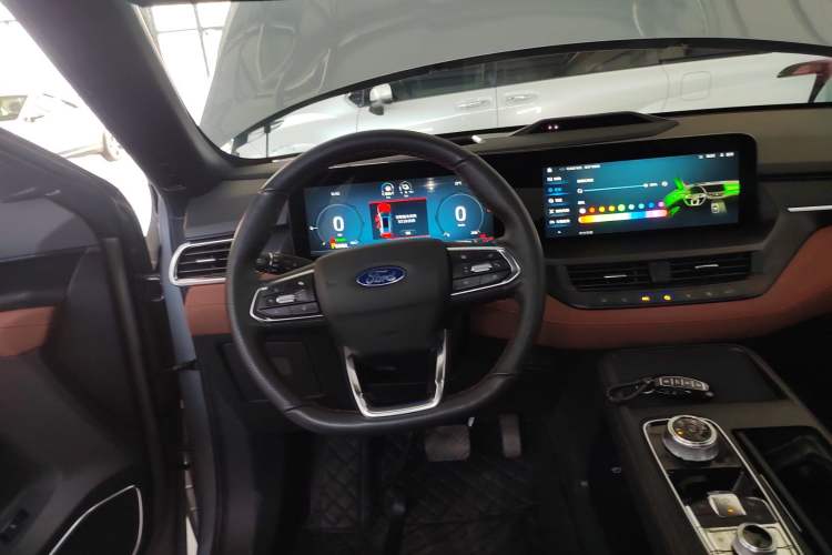 Used Ford Equator New Energy 2025 Luxury Plus Version Steering Wheel