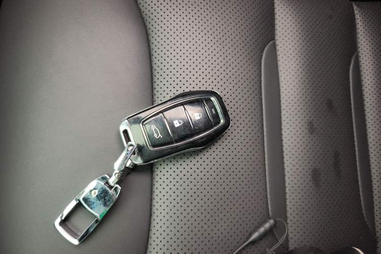 Used Dongfeng Fengon ix5 2019 280TGDI CVT ZhiZun Trim China V Emission Standard Vehicle Key