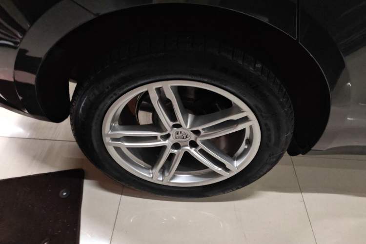 Used Porsche Macan 2024 Macan 2.0T