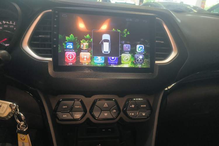 Used GAC Trumpchi GS4 2017 200T Manual Two-Wheel Drive Elite Edition
