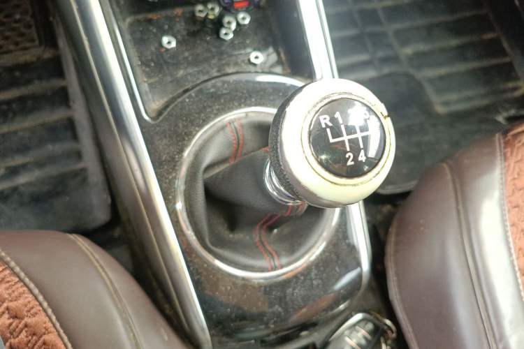 Used Zotye Domy X5 2015 1.5T Manual Luxury Model China V Standard