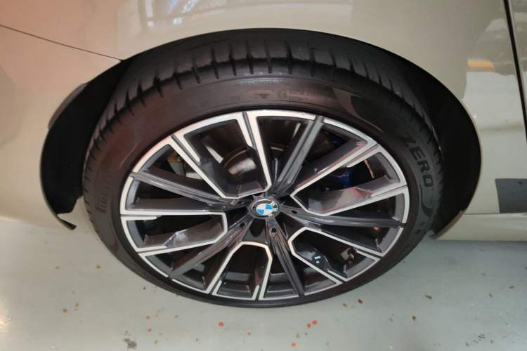 Used BMW 6 Series GT 2021 630i M Sport Grand Touring Edition Right Rear Wheel Hub
