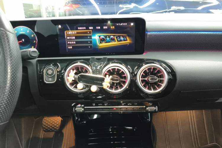 Used Mercedes-Benz A-Class 2022 A 200 L Sport Sedan Fashion Model