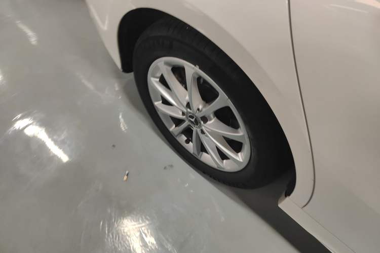 Used Mercedes-Benz A-Class 2021 A 200 L Sport Sedan Fashion Model
