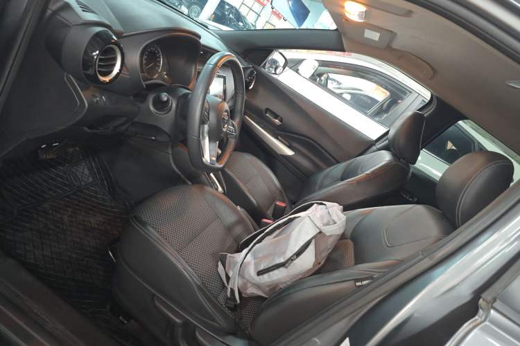 Used Nissan Kicks 2017 1.5L CVT Smart Drive Edition

