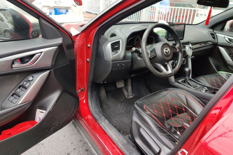 Used Mazda CX-4 2018 2.0L Automatic Two-Wheel Drive Blue Sky Dynamic Version China V Standard
