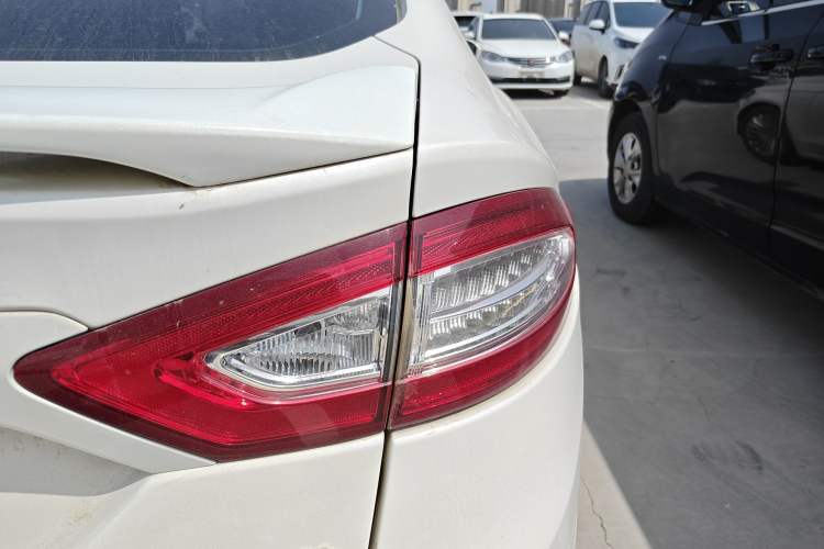 Used Ford Mondeo 2013 2.0L GTDi 200 Luxury Model