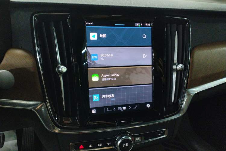 Used Volvo S90 New Energy 2022 T8 eDrive Hybrid Luxury Edition