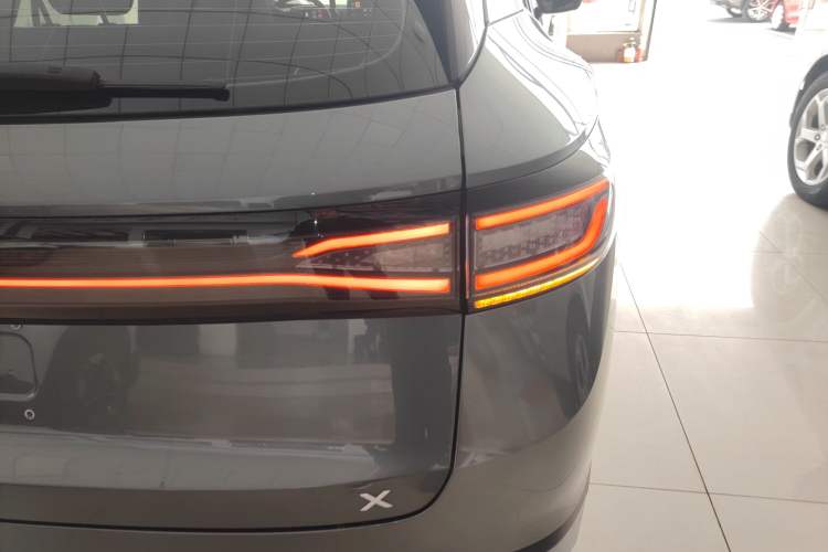 Used Volkswagen ID.4 X 2023 Upgraded Model Pure Intelligent Enjoyment Version
