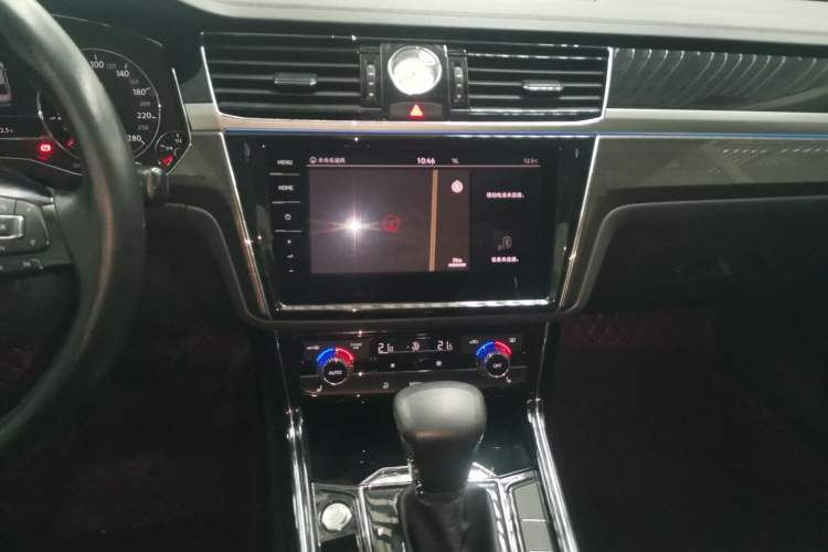 Used Volkswagen Phideon 2018 Revised Version 380TSI Two-Wheel Drive Business Edition