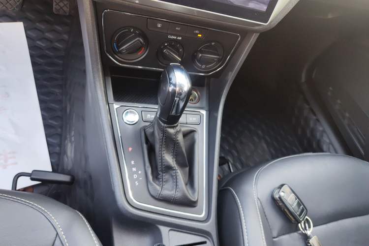 Used Volkswagen Lavida 2017 1.6L Automatic Comfort Edition