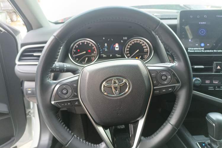 Used Toyota Camry 2023 2.0G Luxury Edition