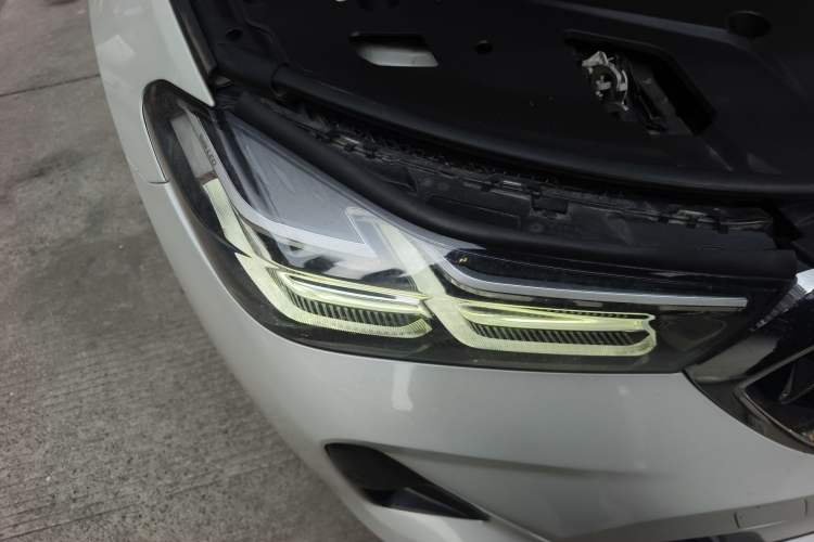 Used BMW 6 Series GT 2021 630i M Sport Grand Touring Edition Right Front Headlight