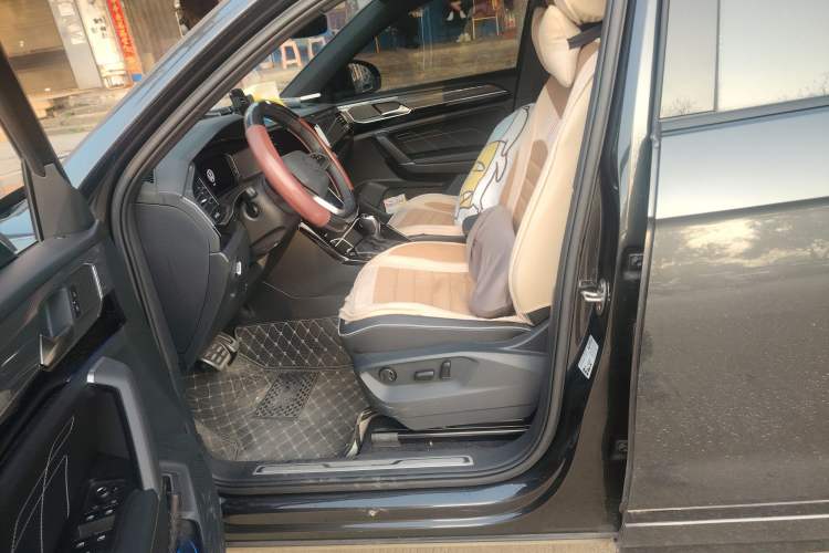 Used Volkswagen Tayron X 2020 380TSI Four-Wheel Drive Flagship Smart Connectivity Version Left Front Seat