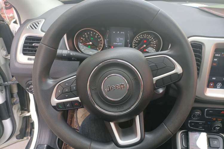 Used Jeep Compass 2020 220T Automatic Leading Edition