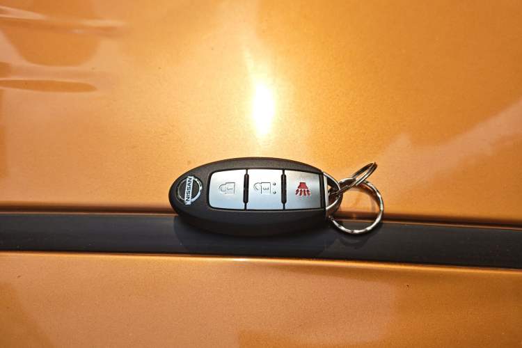 Used Nissan March 2010 1.5L Automatic Easy-Drive Version Vehicle Key